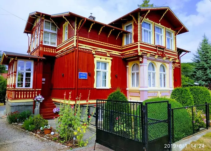 Проживание в семье Willa Wiselka